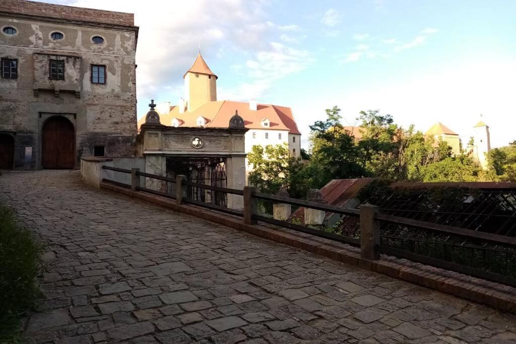 Statek * Veverska Bityska